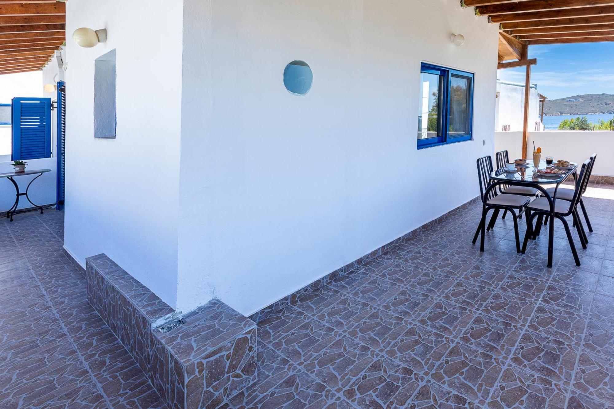 Vassilia On The Beach Serifos Λιβαδάκια Εξωτερικό φωτογραφία