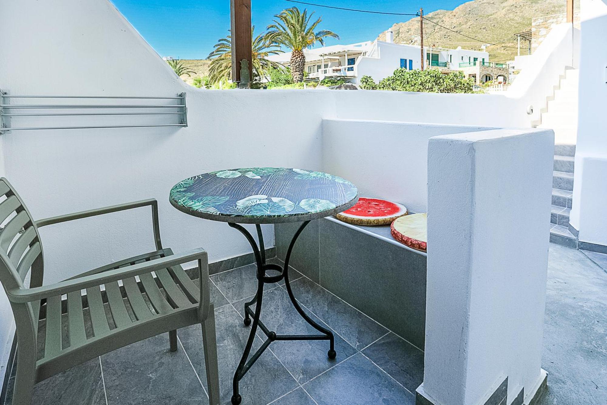 Vassilia On The Beach Serifos Λιβαδάκια Εξωτερικό φωτογραφία