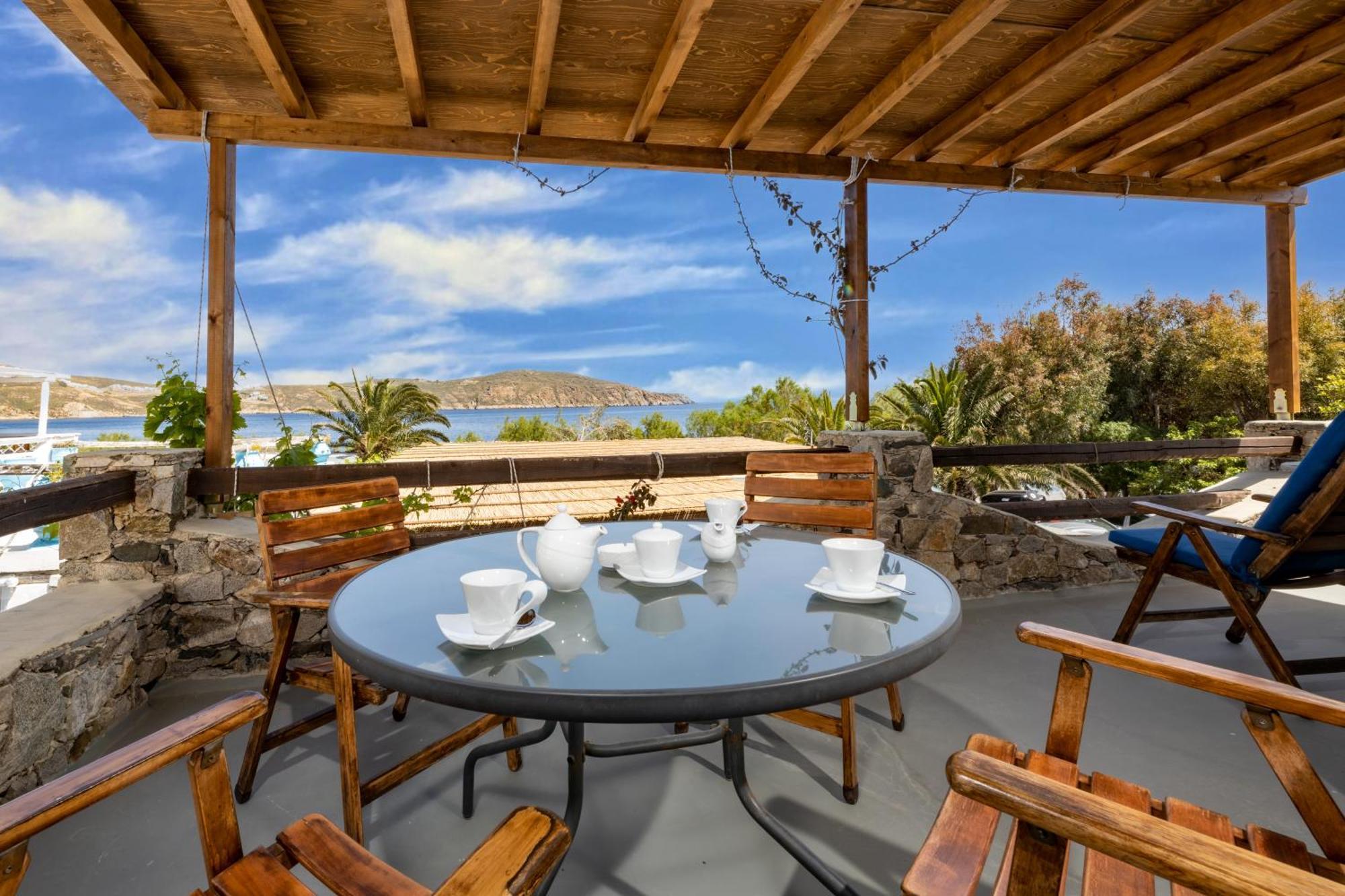 Vassilia On The Beach Serifos Λιβαδάκια Εξωτερικό φωτογραφία